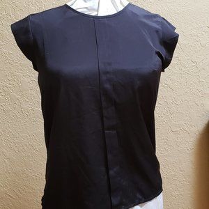 Metaphor, black shell, cap sleeve. Size L